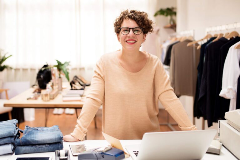 4 Tips to Take Full Advantage of Factoring of Accounts Receivable