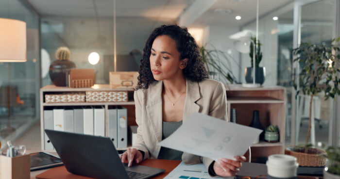 Service business owner using invoice factoring to improve cash flow