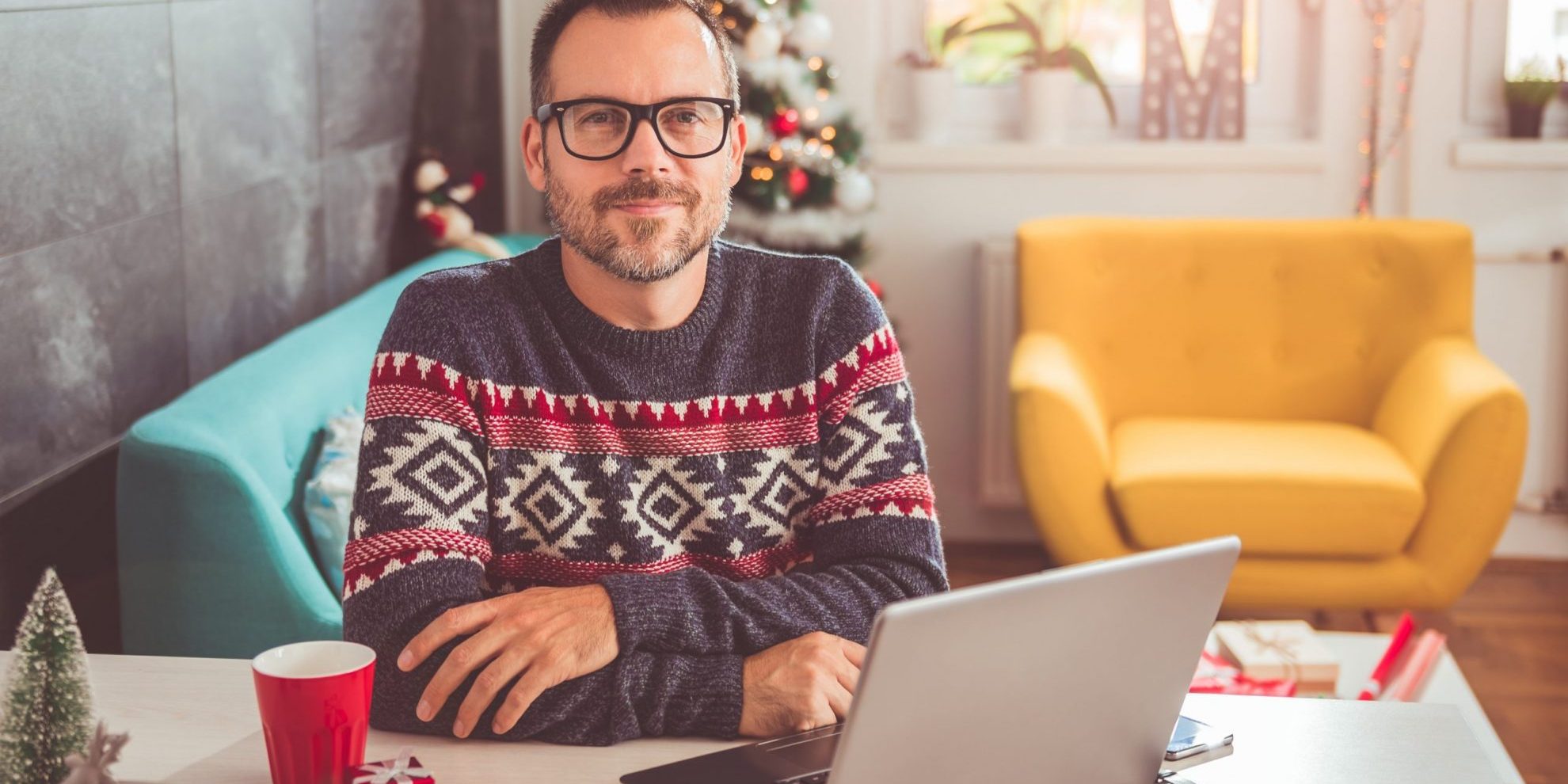 How Factoring Can Help Small Businesses During the Holiday Season