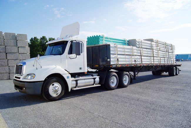 stockvault-big-rig116518(1)